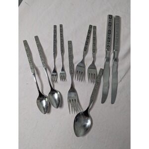 10 lot vintage Distinction Deluxe Stainless Onieda HH spoon knife fork soup tea